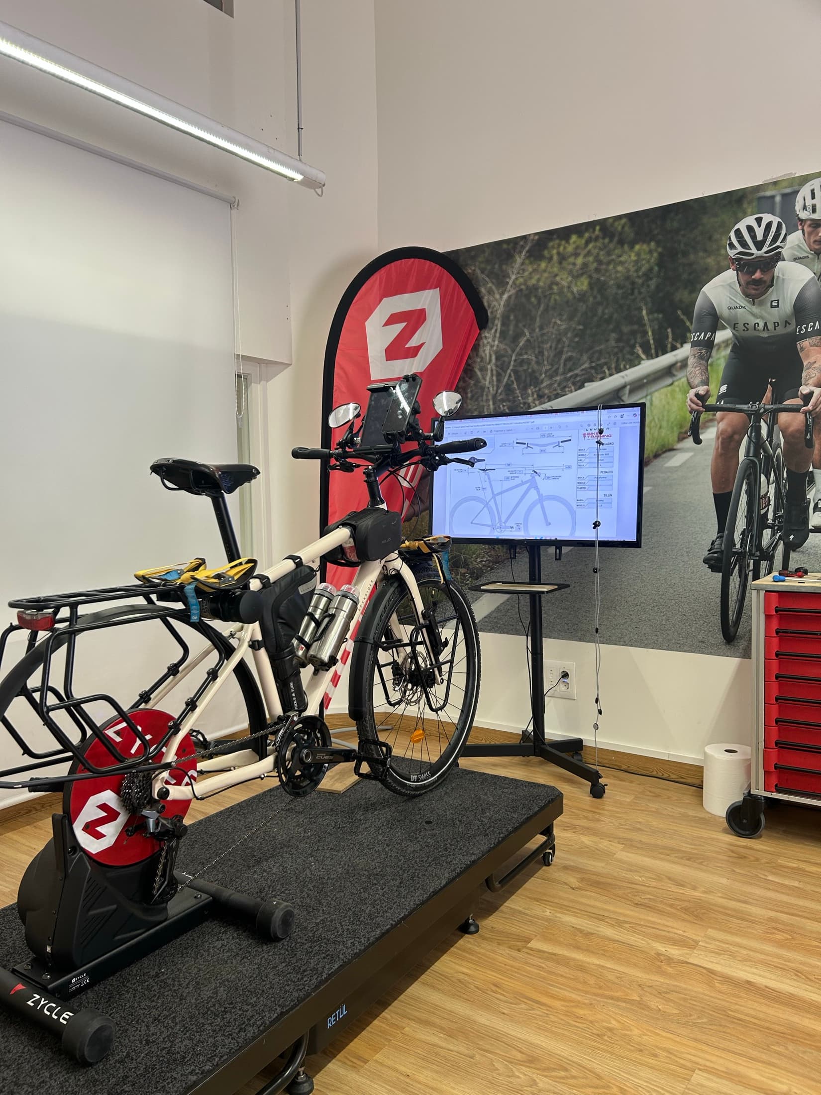 Screen with bike fitting measurements used to adjust the bicycle